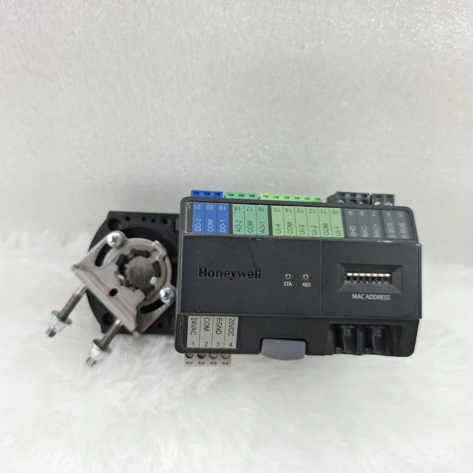 HONEYWELL PVB4022AS-E BACNET PROGRAMMABLE VAV CONTROLLER (NEW WITHOUT BOX)